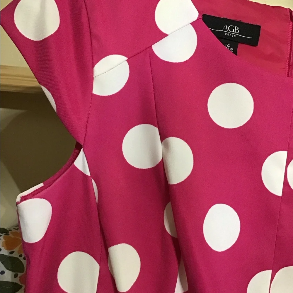 Woman’s size 14 AGB dress, crop sleeves, zipper down back, pink and white